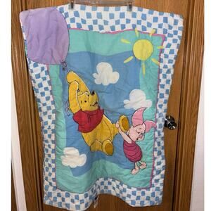 Vintage Pooh baby nursery crib blanket comforter piglet balloons (about 32x40)